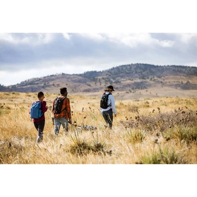 Sierra Designs Bear Peak 13L Hydration Pack - Black - Image 6