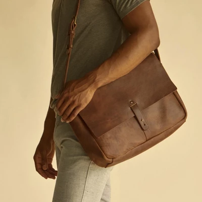 Nisolo Sustainable Men's Loreto Messenger Bag - Image 5