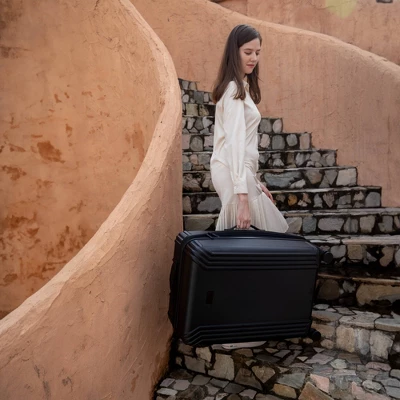 Badgley Mischka Evalyn 3pc Hardside Checked Expandable Spinner Luggage Set - Image 8